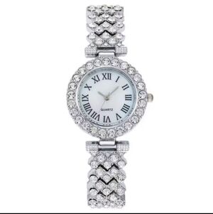 Elegant Silver Women's Quartz Watch